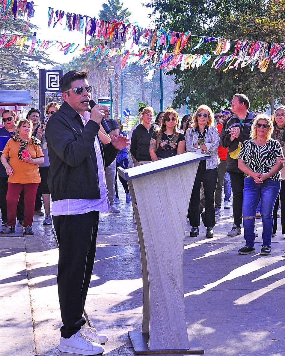 MuniEmbalse's tweet image. 🙌 ¡Inauguramos el nuevo Paseo de Artesanos!

En pleno centro de la ciudad, este espacio renovado se hizo realidad gracias al trabajo conjunto entre la Municipalidad de Embalse, la empresa embalseña Lideross y el Centro de Comercio. 🤝
