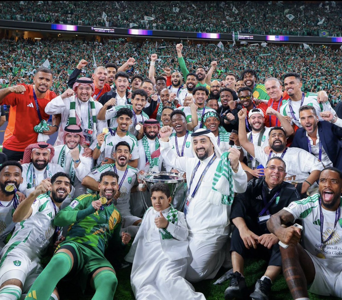 xramez241's tweet image. الف مبروك ي ملوك تستاهلون كل خير و القادم افضل باذن لله 💚💚💚💚💚💚🙏🏽