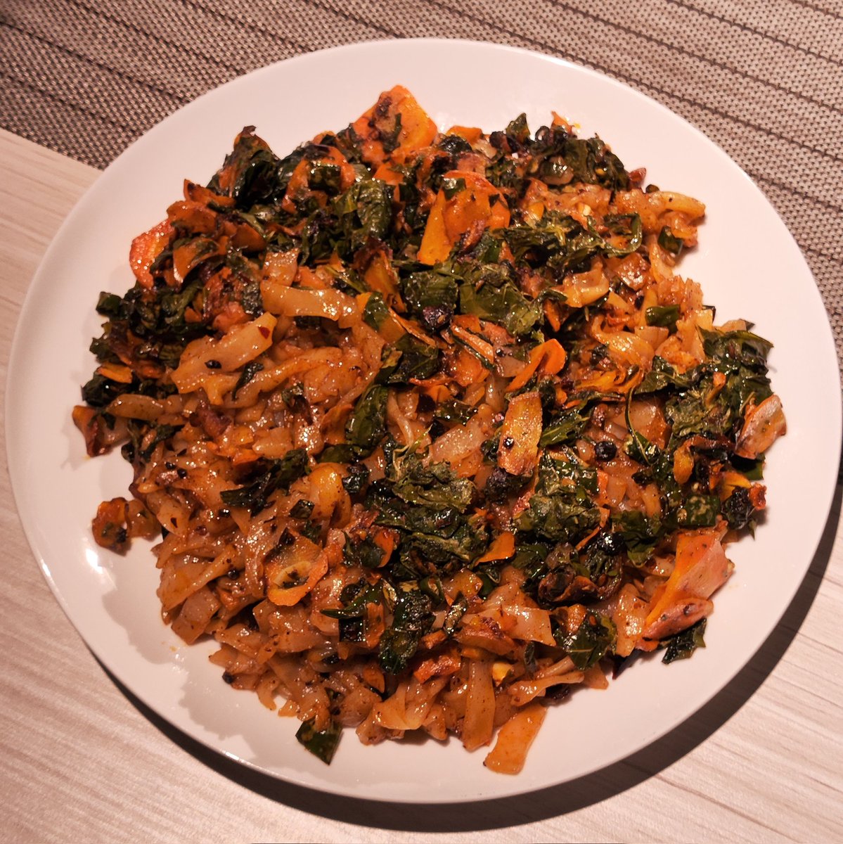 kwetiaw pake laoganma fermented black beans