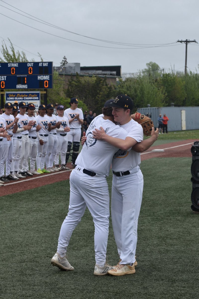 St. Anthony’s senior Anthony Pagliuca throwing out the ceremonial first pitch and will be the starting pitcher in today’s #WestBabylonStrong scrimmage. Pagliuca was in the deadly car crash that took the life of 2 of his friends and left him in a coma for 6 months. He was given 1%