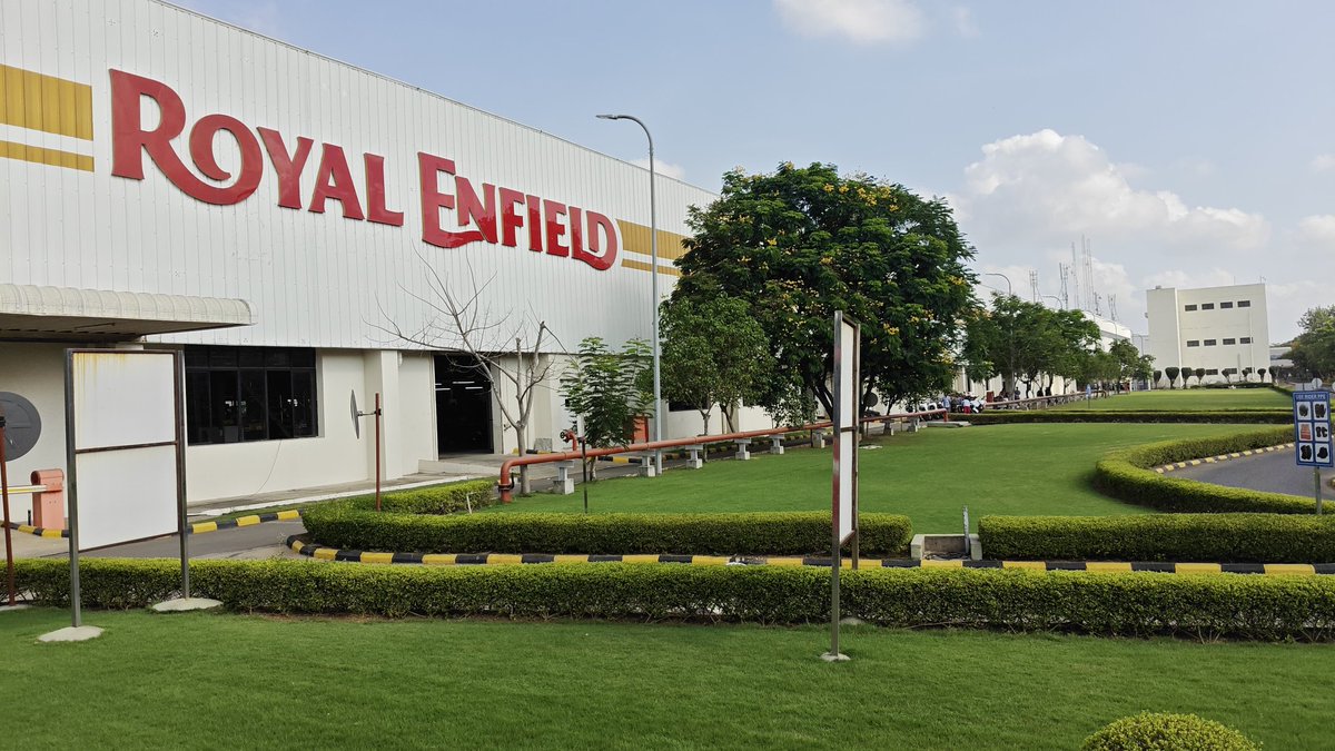 Hemanth_Naidu1's tweet image. If any one interested in joining this plant??
But the work is "MANPOWER"📌 work (packing spare parts)
Working time - 8hrs (3 shifts)
Salary - 18,500 for diploma,inter,ITI
              -19,500 for btech
Location -oragadam ,Chennai.
👉 Recruitment till June end 
RT fr Visibility📌