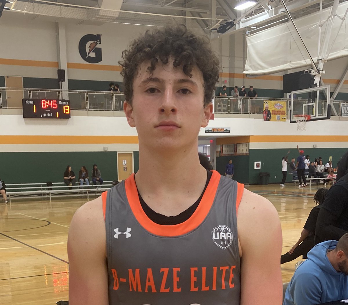Shun Williams (@ontheradarhoops) on Twitter photo OTR Rocky Top Invitational
β27 Houston Torres found his rhythm this morning for BMaze.
He scored 26p which included four 3οΈβ£
π <a href="/BMazeElite/">B. MAZE ELITE AAU</a> OTR Rocky Top Invitational
β27 Houston Torres found his rhythm this morning for BMaze.
He scored 26p which included four 3οΈβ£
π <a href="/BMazeElite/">B. MAZE ELITE AAU</a>