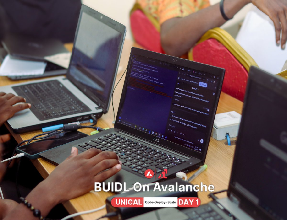 Sylogbu's tweet image. Last week's 2 Days BUIDL on Avalanche workshop at the University of Calabar was hands on for every participant.
Some focal areas are:
Architecture of Avalanche Blockchain
Deployments of L1 were taught and carried out
Deployment and Minting of NFTs
Smart Contracts...
@AvaxTeam1