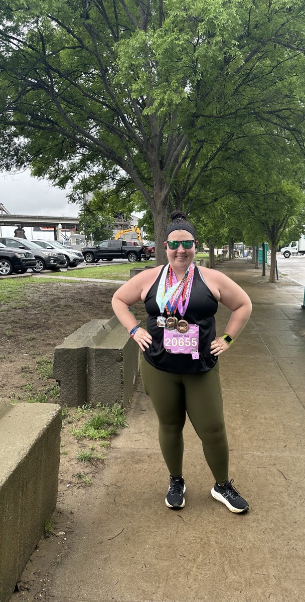 CinRoy91's tweet photo. 79,429 steps, 36.38 total miles and 872 inches of rain later… I’m whooped #FlyingPig #RunCincy #ThreeWayWithExtraCheese 🏃🏼♀️🐷 https://t.co/myYc4zPXiD