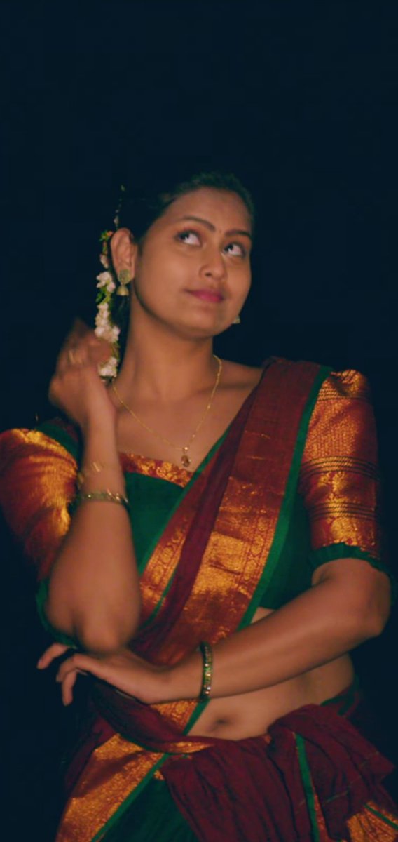ActresssAI's tweet photo. Telugu actress Viharika Chowdary (4/N) https://t.co/OdfB2skgXx