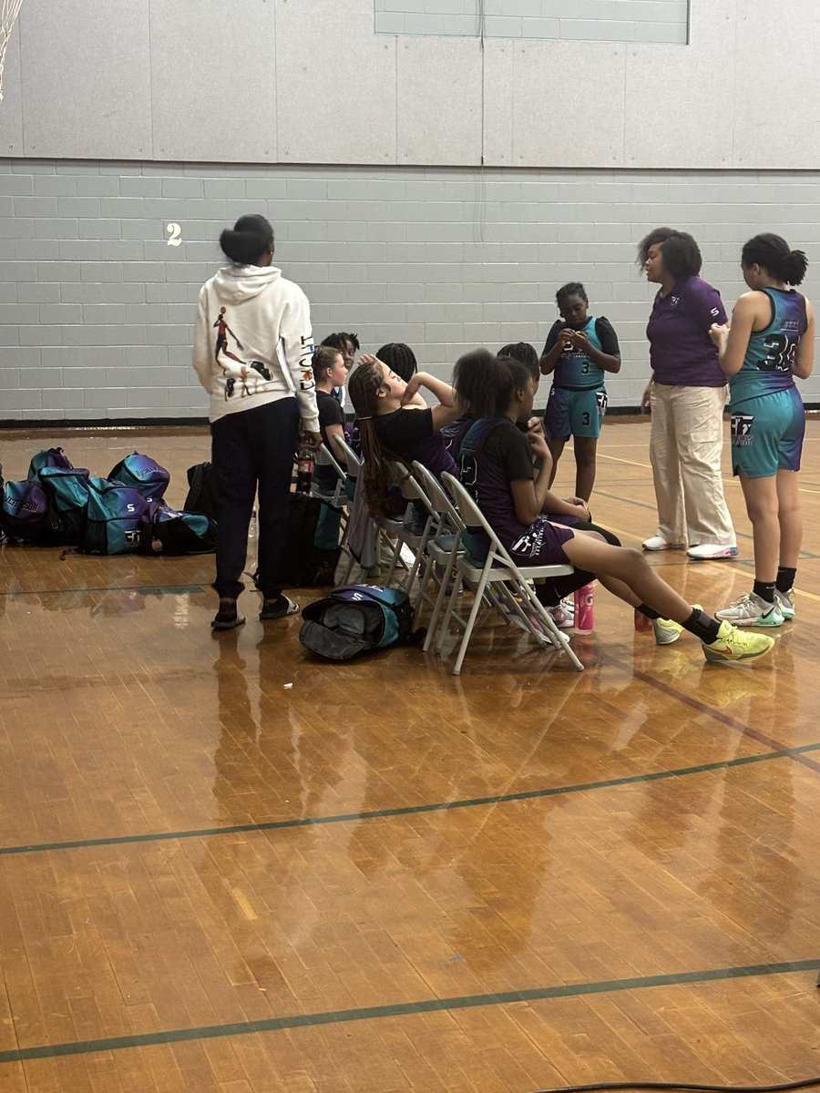 Shayla Smith (@coachshaysmith) on Twitter photo Close game at the half:
12U #PGHPeachGames
<a href="/LadyTusc/">LadyTUSC</a> 17
<a href="/FlyGirls_Bball/">Fly Girls</a> 15 Close game at the half:
12U #PGHPeachGames
<a href="/LadyTusc/">LadyTUSC</a> 17
<a href="/FlyGirls_Bball/">Fly Girls</a> 15