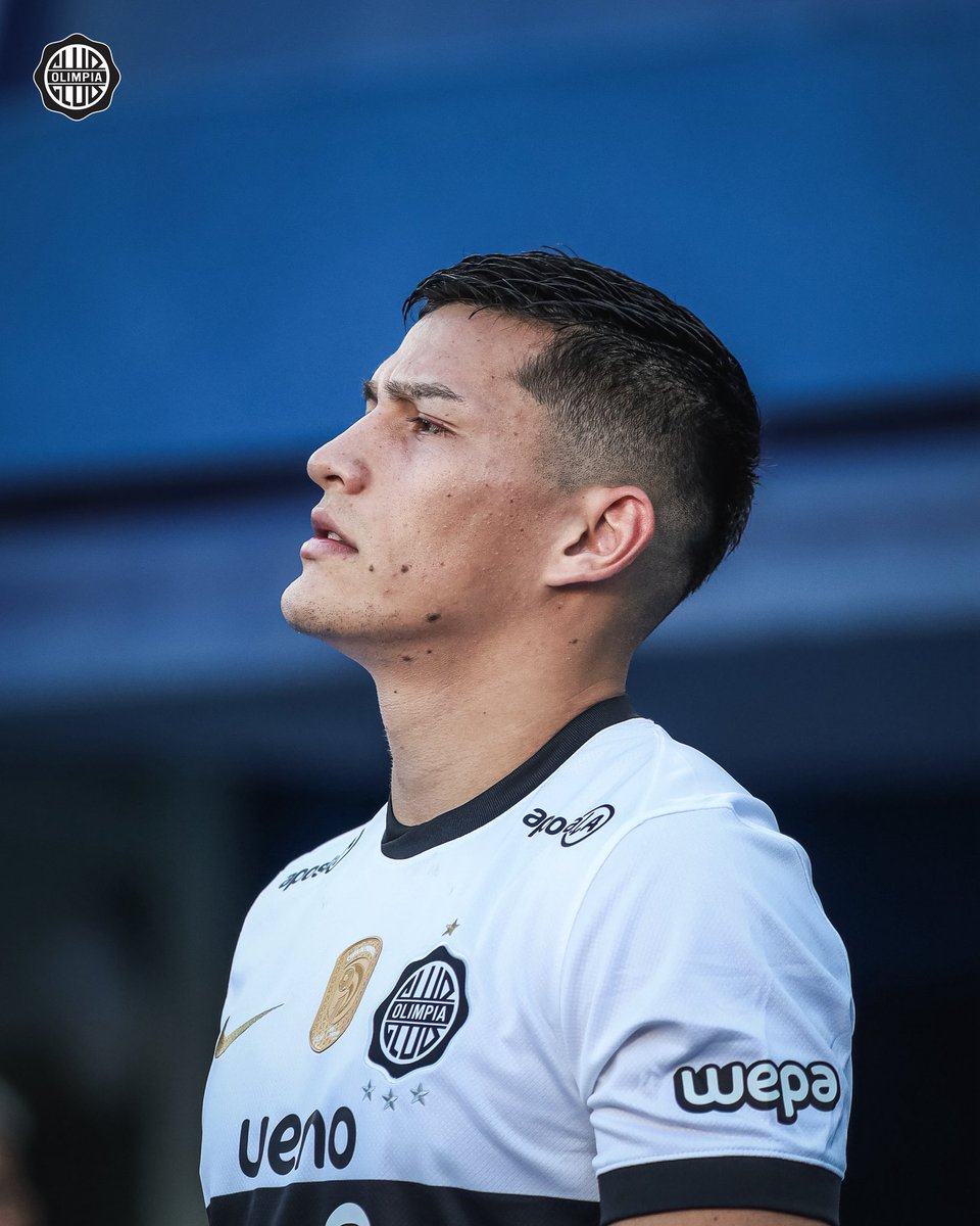 FormativasO's tweet image. ¡Con los pibes de la casa! 🔝

Nuestros juveniles fueron determinantes en la agónica victoria de anoche sobre Cerro Porteño.

Seguimos trabajando con profesionalismo para formar grandes futbolistas, con sentido de pertenencia hacia el Rey de Copas.

#SoyDelOlimpia ⚪️⚫️⚪️