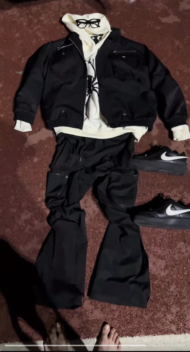 有没有贱狗想被曝光被控制的来ootd