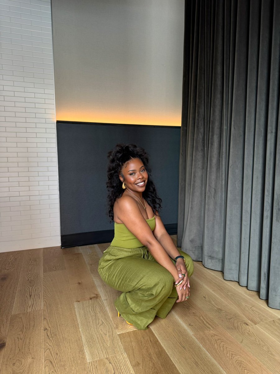 It’s giving rich auntie✨🤭