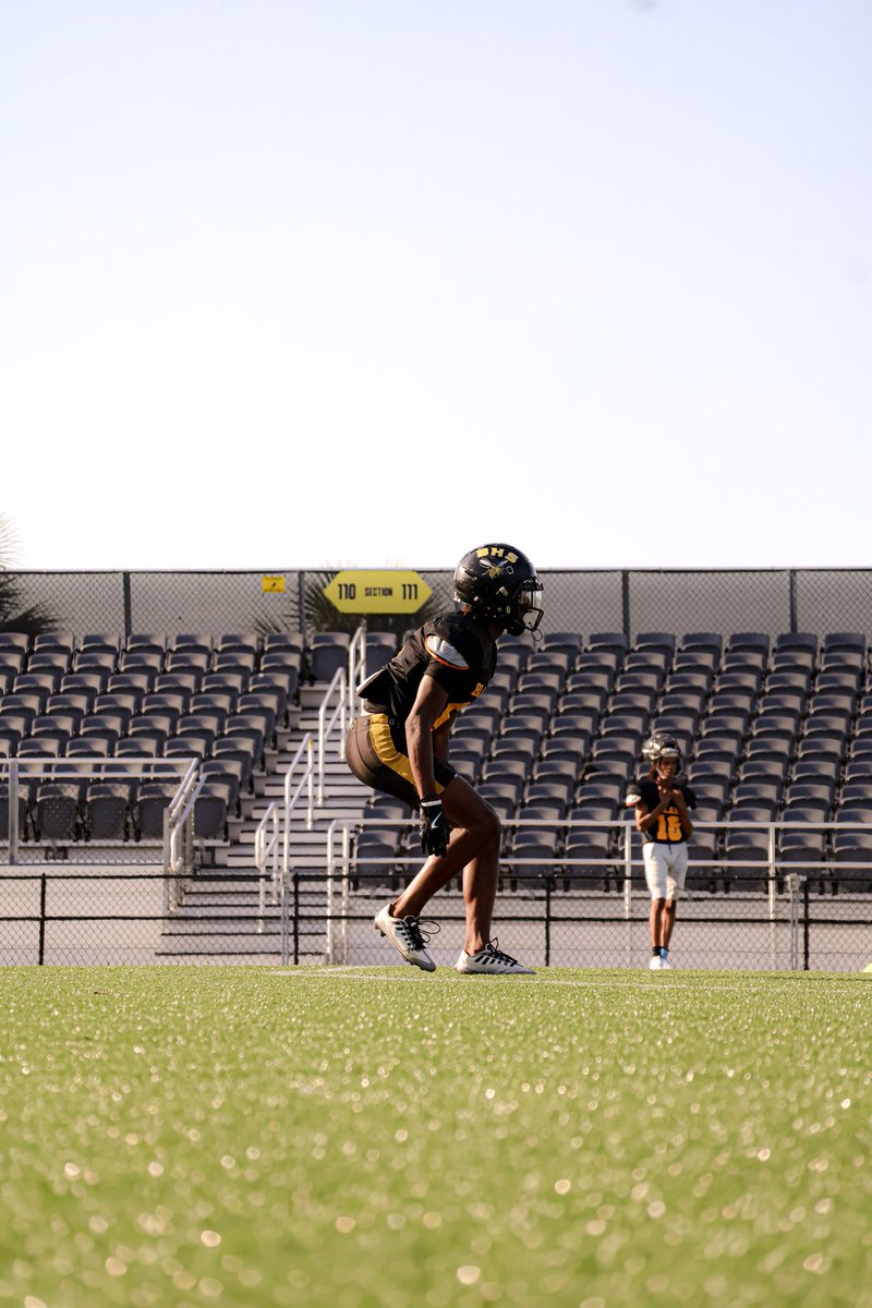 deshawn “shawn” shaw (@deshawn_shaw20) on Twitter photo Lets make it happen blizzy this not the same team from before 🐝<a href="/CoachXavierBHS/">Coach X and Os</a> <a href="/BlakeJacketsFB/">Blake High School Football Team</a> Lets make it happen blizzy this not the same team from before 🐝<a href="/CoachXavierBHS/">Coach X and Os</a> <a href="/BlakeJacketsFB/">Blake High School Football Team</a>