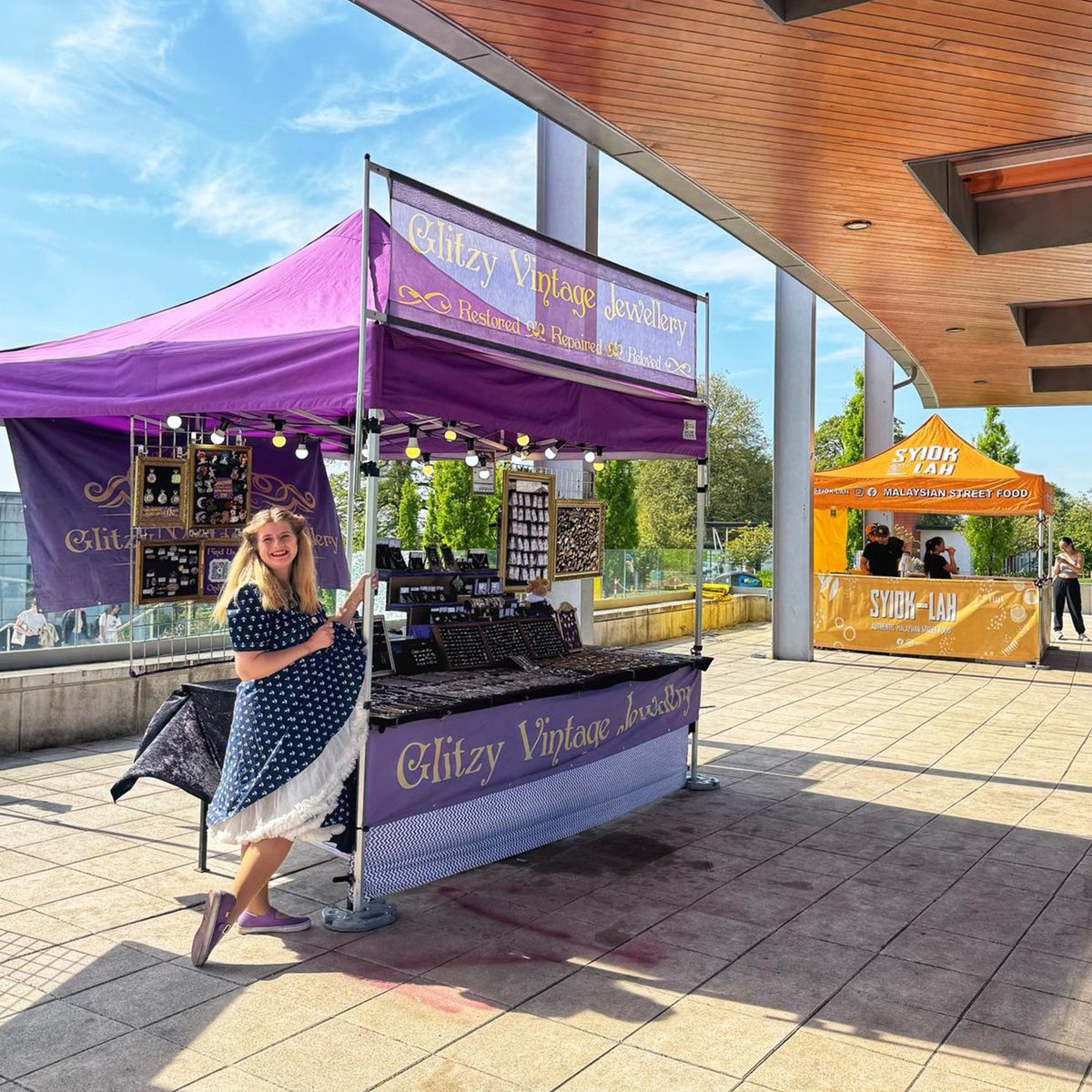 We love seeing photos of our gazebos in use - Glitzy Vintage's gazebo creates the perfect base for showcasing their restored vintage pieces.

It’s a great example of how a well-set-up stall can elevate your presence at any event.

surfturf.co.uk/gazebos/gazebo…
