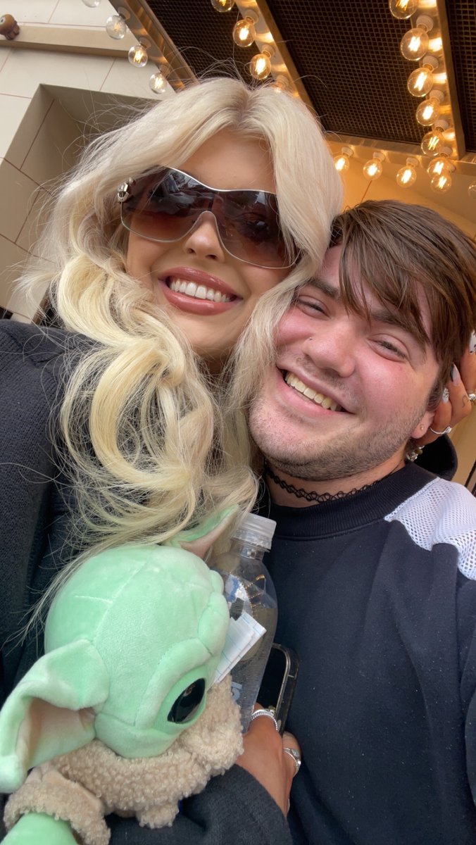 ًnoahie ♡’s erin 𑣿 tweet media