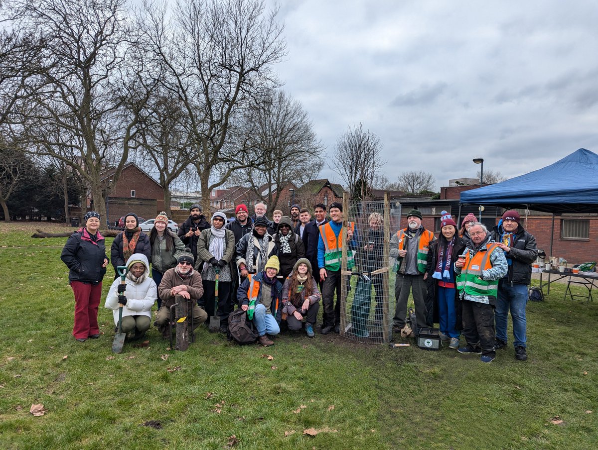 UrbanTreeFestival (@urbantreefest) on Twitter photo Birmingham TreePeople have recently finished planting The Zephaniah Forest, with partners the Benjamin Zephaniah Family Legacy Group, and we invite everyone to visit Burbury Park to see this legacy for Benjamin Zephaniah <a href="/BhamTreePeople/">Birmingham TreePeople</a>
urbantreefestival.org/the-zephaniah-… Birmingham TreePeople have recently finished planting The Zephaniah Forest, with partners the Benjamin Zephaniah Family Legacy Group, and we invite everyone to visit Burbury Park to see this legacy for Benjamin Zephaniah <a href="/BhamTreePeople/">Birmingham TreePeople</a>
urbantreefestival.org/the-zephaniah-…