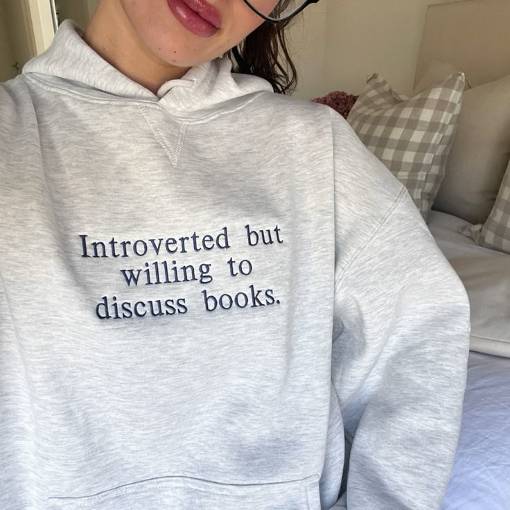 BookTasters's tweet photo. This hoodie is my introvert uniform. https://t.co/hjYNG9XuVR