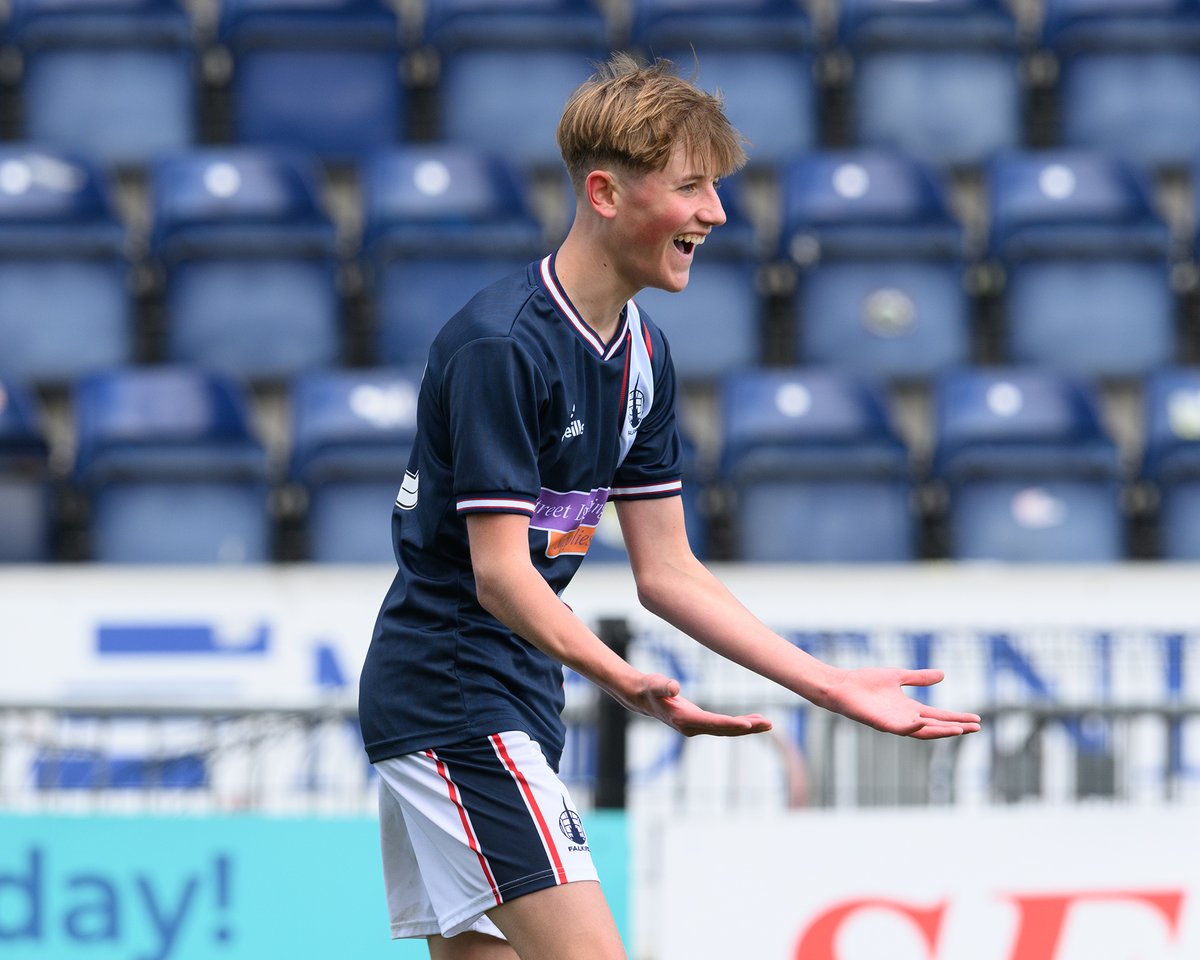 IanSneddonFFC's tweet image. 4-2 win over QOTS for the U16s to win the league this morning. 

Scorers Cammie Lawson, Jackson Daly, Leo Harris &amp;amp; Ryan Hartie.