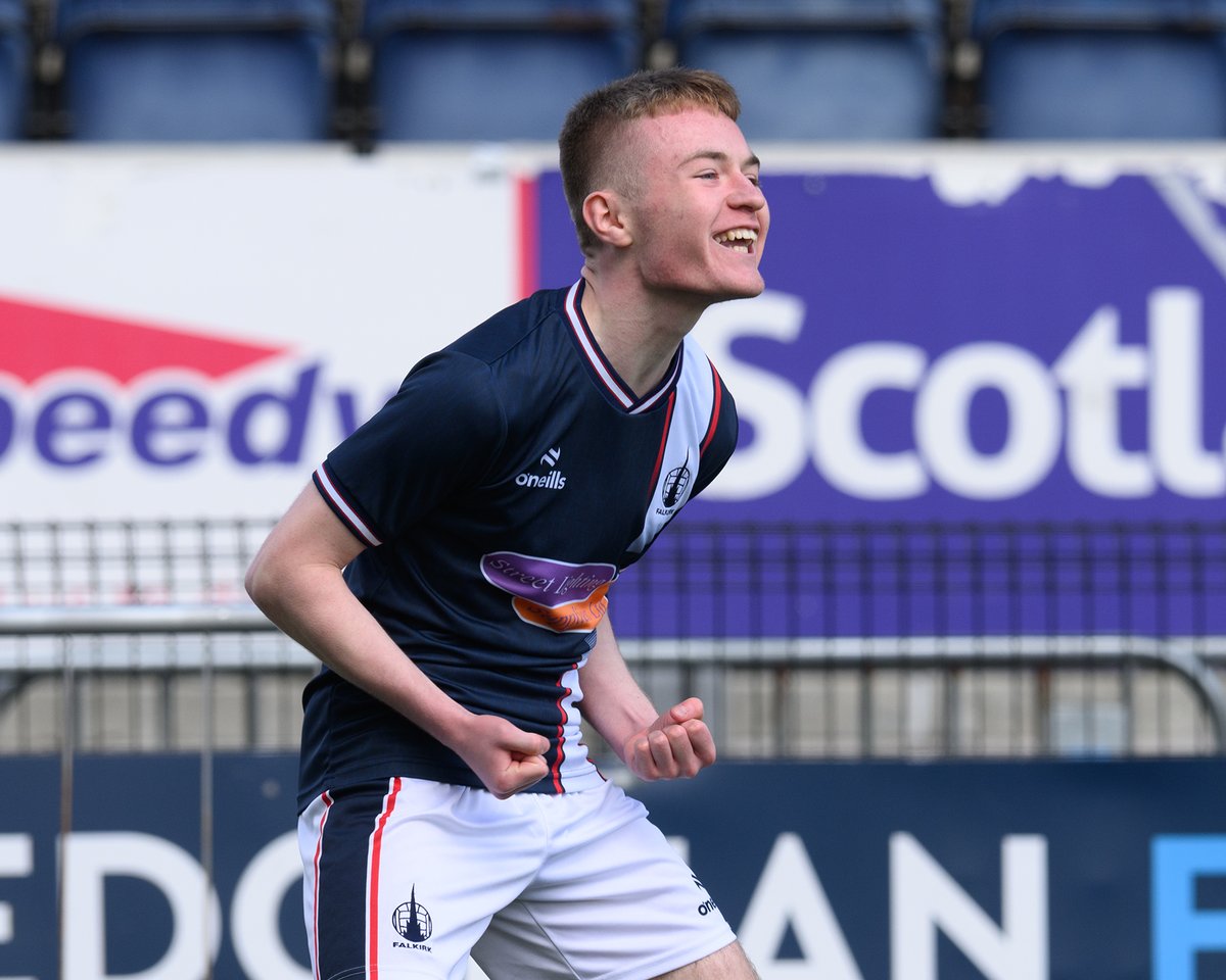 IanSneddonFFC's tweet image. 4-2 win over QOTS for the U16s to win the league this morning. 

Scorers Cammie Lawson, Jackson Daly, Leo Harris &amp;amp; Ryan Hartie.