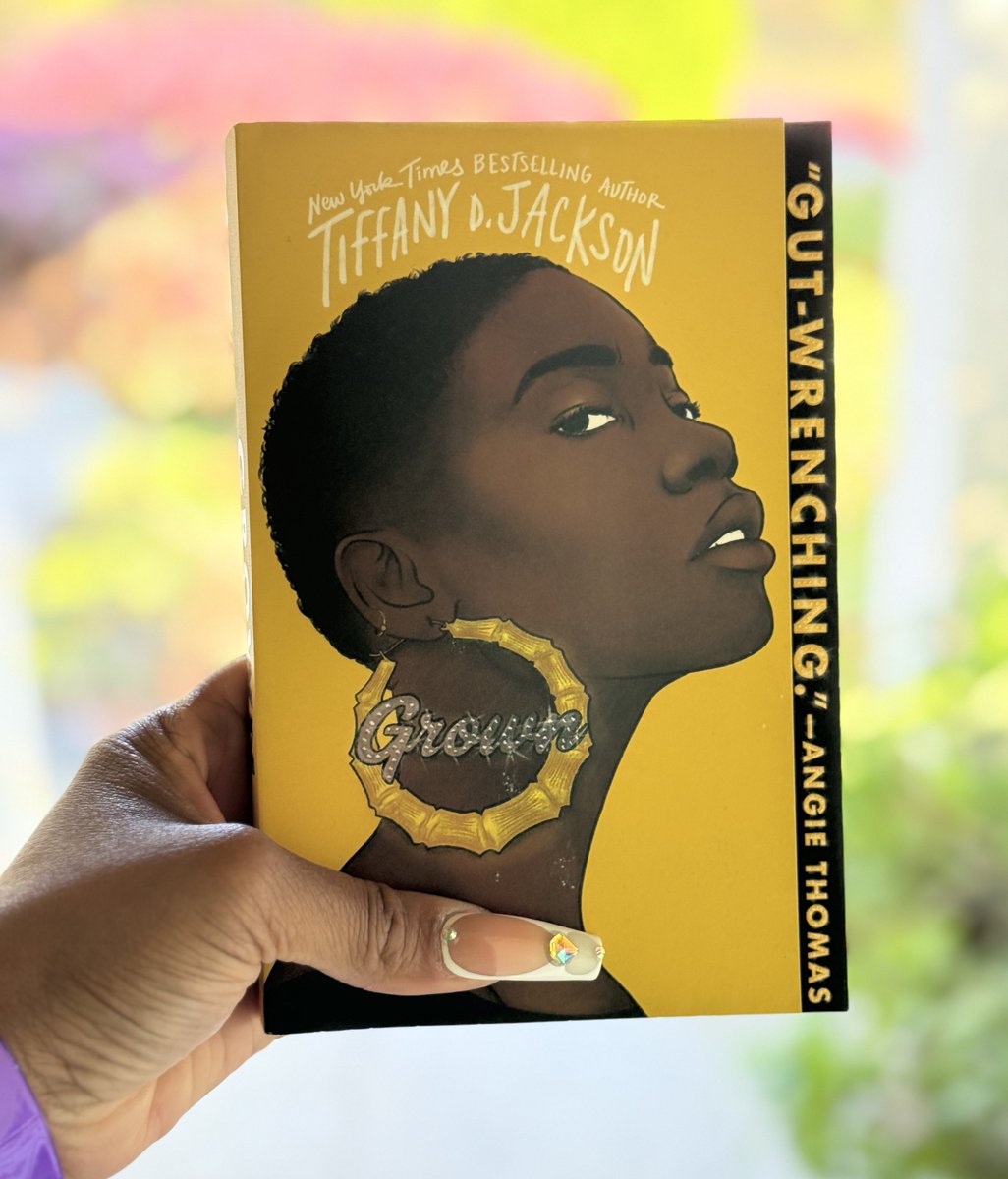 DrianneBelleza's tweet image. Current read 
#grown #tiffanydjackson