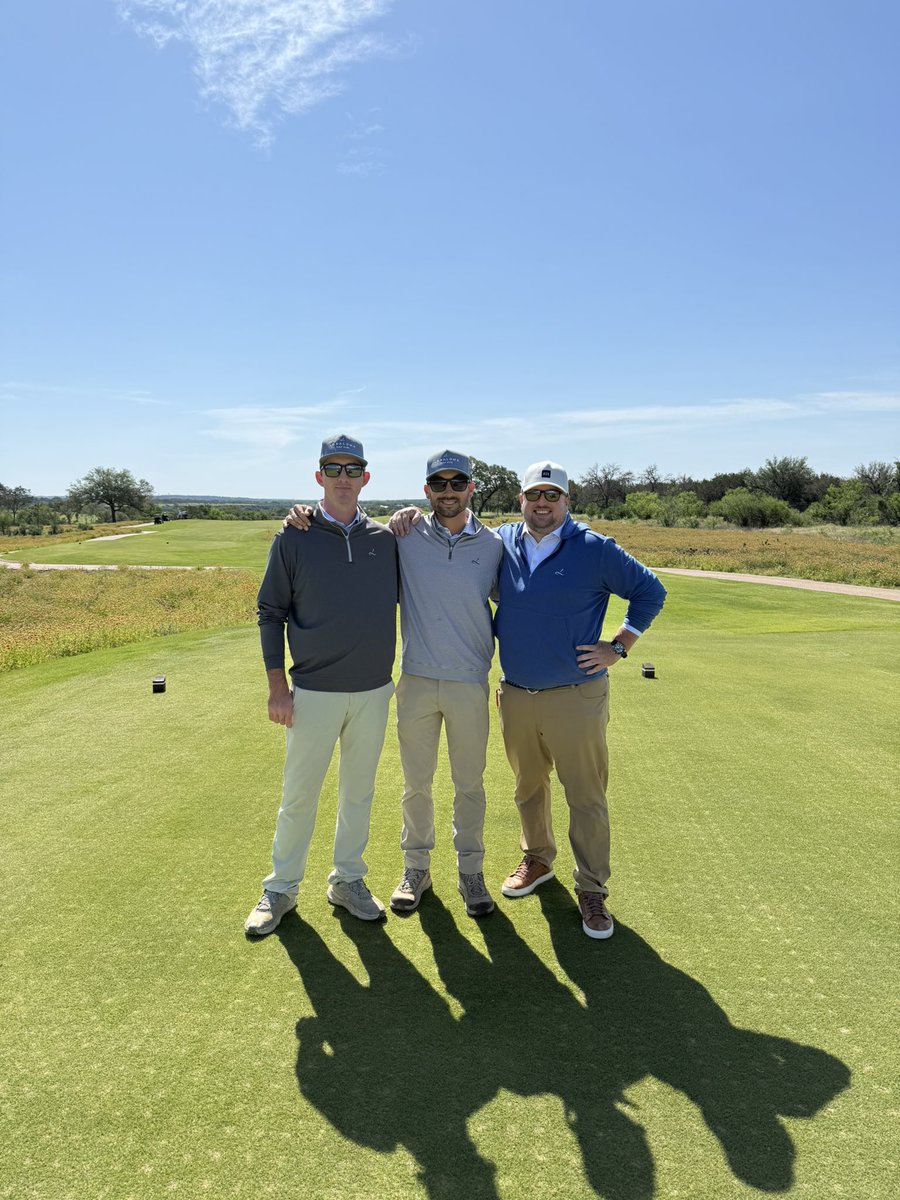 Super proud of these guys <a href="/jesluther7/">Jess Luther</a> and <a href="/CCanafax_/">Christian Canafax</a> 👏👏👏