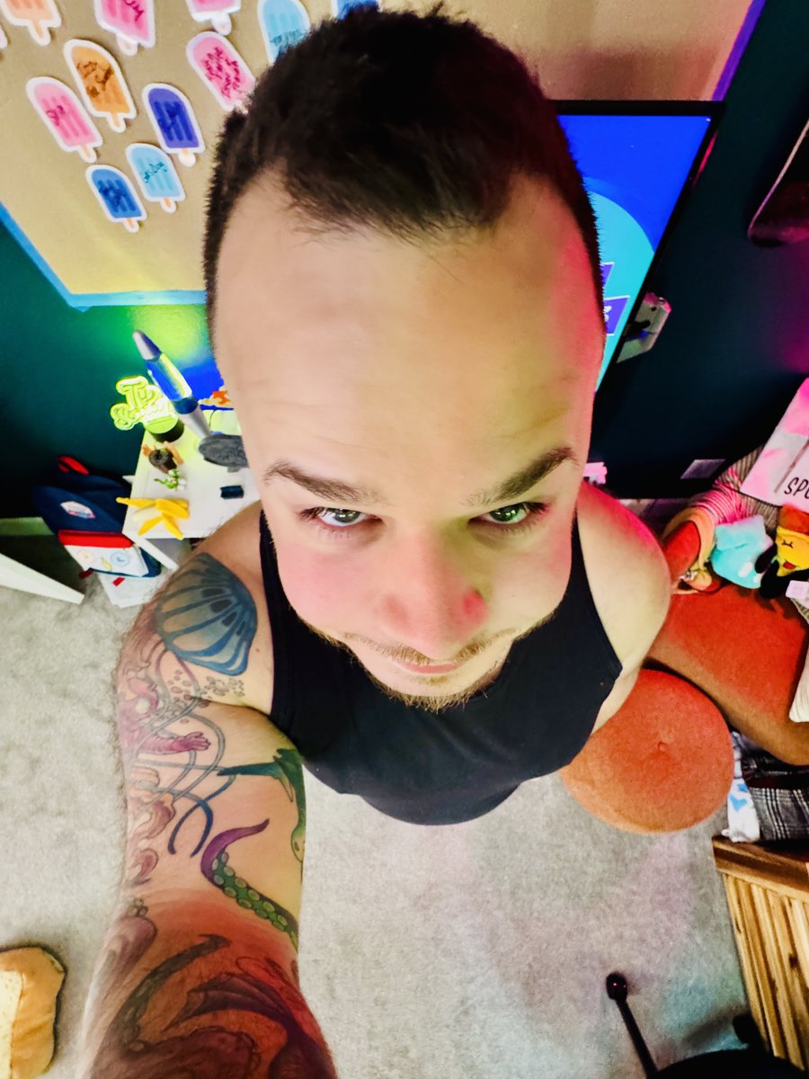 Ty “jeff probst plz call me” Screams (@ty_screams) on Twitter photo hi plz come to my birthday slash 5 year stream anniversary
we are raising money for <a href="/StJudePLAYLIVE/">St. Jude PLAY LIVE</a> and i’m doin squats
twitch.tv/ty_screams
donate.tyscreams.com hi plz come to my birthday slash 5 year stream anniversary
we are raising money for <a href="/StJudePLAYLIVE/">St. Jude PLAY LIVE</a> and i’m doin squats
twitch.tv/ty_screams
donate.tyscreams.com