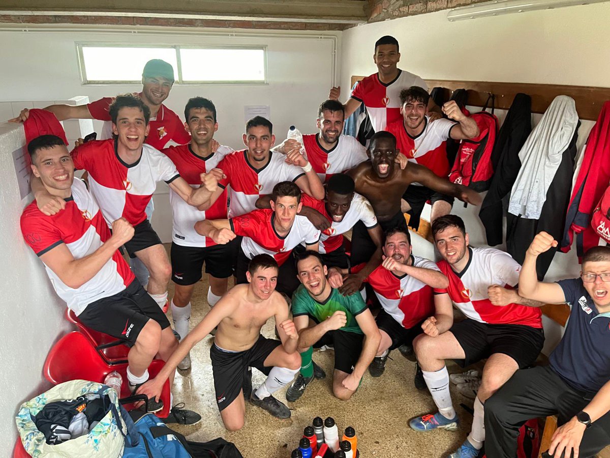 💥CE MAIÀ 0-1 CF LES PLANES

✅ Victòria per la mínima en un partit igualat i amb ocasions pels dos equips.

🚀 A destacar la bona definició de Las en el gol i la contundència defensiva de tot l’equip, especialment als darrers minuts.

⚽ Las

#SomhiNyerros #OrgullPlanenc #4cat3