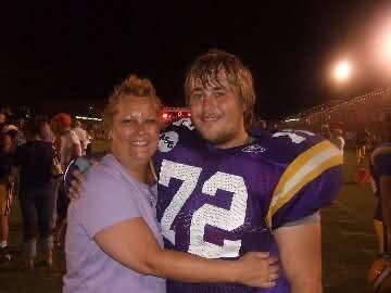 Raised two amazing children.
Defeated breat cancer almost 20 yrs ago, and came out stronger &amp; more resilient.
Was the neighborhood mom to all of our friends.

Thank you for everything. Truly. I am so, so proud of you for what you did as my mom.

Rest in peace, Bobbi.