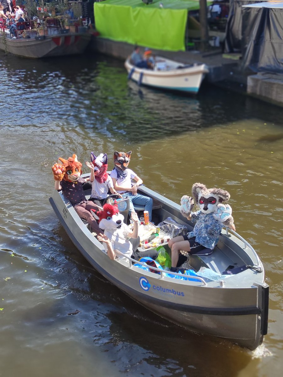 Went boating with some animalz