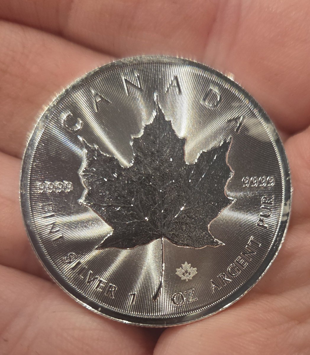 mathew_poynter's tweet image. 1 oz Silver Argent from Canada 🇨🇦 
#Coins #Silver #StackingSilver