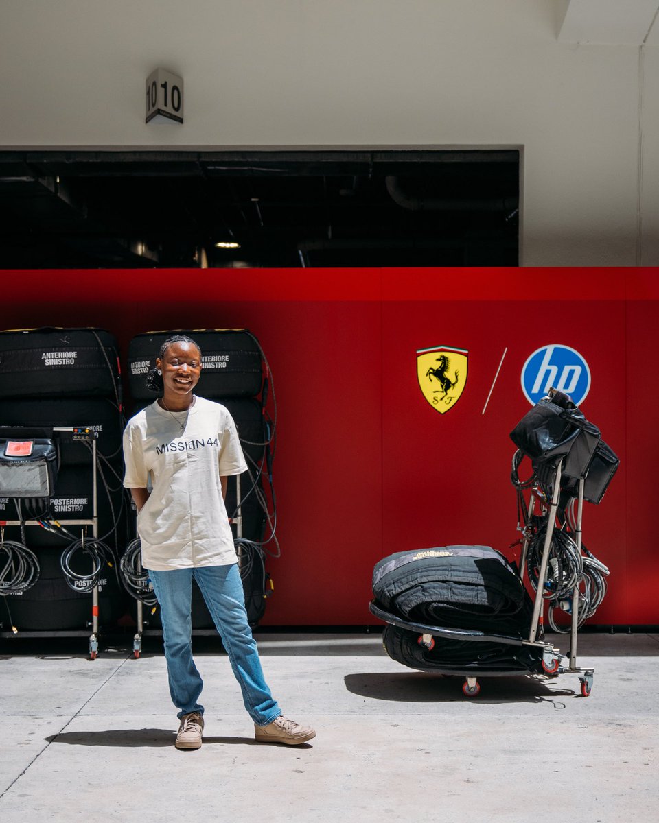 mission44's tweet image. Driving change in Miami 🌴💥
We were excited to welcome young people from our new partners, America on Tech and @MiamiEdTech, to experience an inspirational day behind-the-scenes at the Miami Grand Prix.
After starting the day meeting Mission 44 founder @LewisHamilton, the…