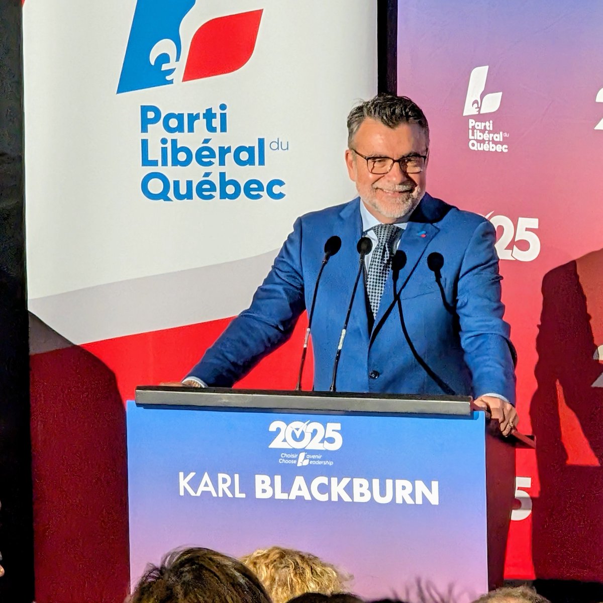 I’m in this race because I offer a new vision for Quebec. 

One that’s based on positive and inclusive leadership. 

A vision that brings all Quebecers together.

#QLP #PLQ #PolQc