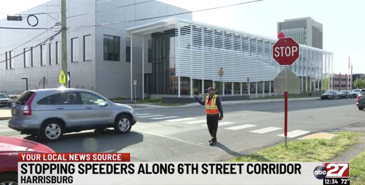 #Harrisburg installs new stop signs with flashing red lights at 6th &amp; Hamilton streets due to speeding in hazardous corridor affecting public safety sbee.link/pwtamdn3gj