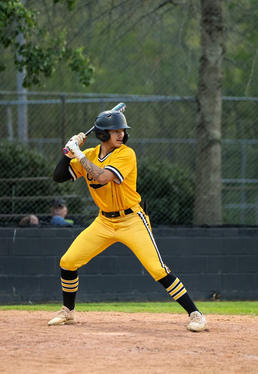 junior year ⚾️. couldn’t ask for better memories.