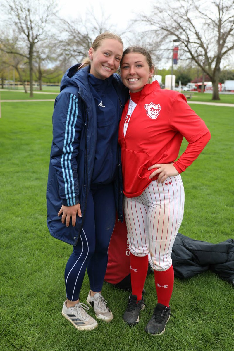 Sequoit Softball (@sequoitsoftball) on Twitter photo <a href="/emilybrecht23/">Emily Brecht</a> and <a href="/hailey_webb_/">Hailey Webb</a> faced off this weekend representing UIC and Bradley and mostly importantly Sequoit Softball <a href="/emilybrecht23/">Emily Brecht</a> and <a href="/hailey_webb_/">Hailey Webb</a> faced off this weekend representing UIC and Bradley and mostly importantly Sequoit Softball