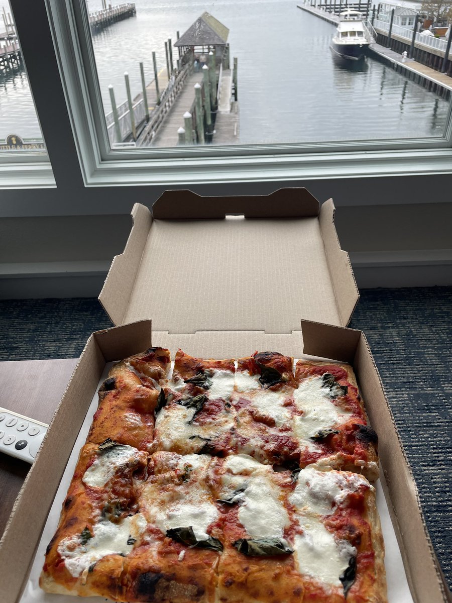 <a href="/IGGYAZALEA/">IGGY AZALEA</a> Pizza is fire too, wife <a href="/MrsMcBatterson/">Jessey</a> and I are in Newport RI for 7 year anniversary 🙌💪