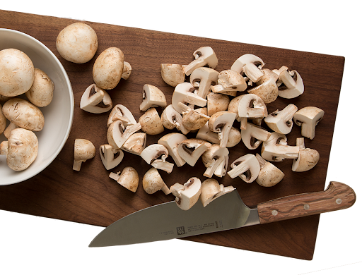 💭 #FoodForThought Building relationships in the local food economy creates a mechanism for purchasing mushrooms locally and making an impact! 🌱 bit.ly/3S3d3kV #KidsEatMushrooms2 #ChildNutrition