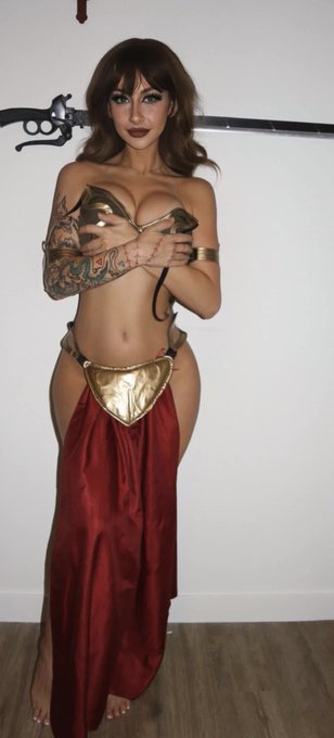 Watch Lauren Hunt's leaked NSFW photo on TwXstars