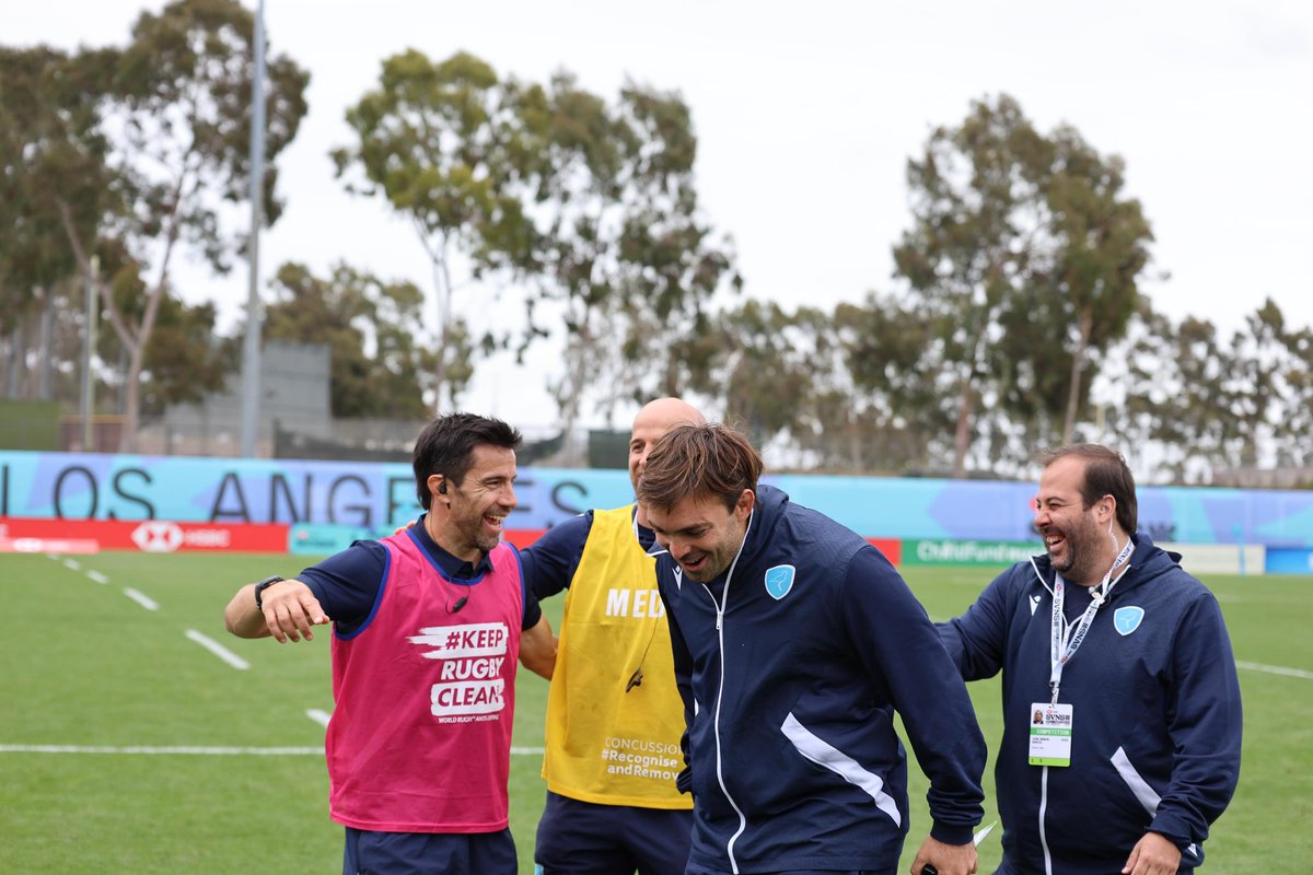 ☑️ Staff 🔝

#VamosTeros 🇺🇾