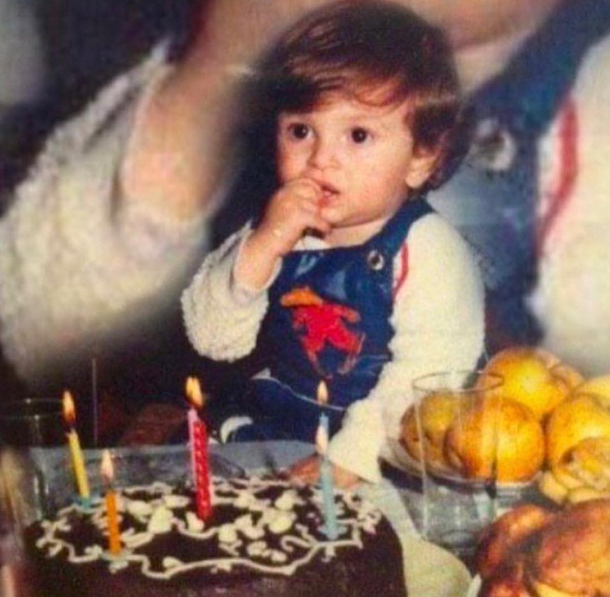 Burak Yeter (@burakyeter) on Twitter photo Hello 05.05.25 🎂🪐 Hello 05.05.25 🎂🪐