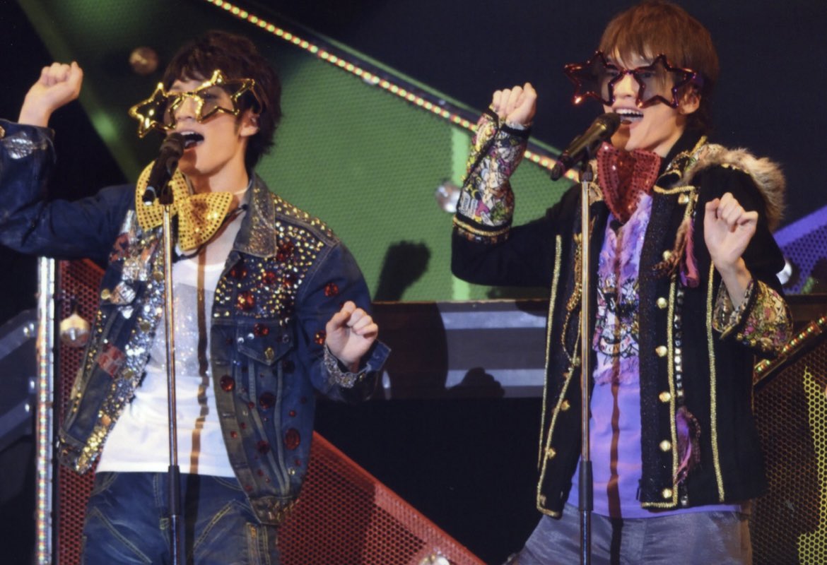 blue_scorpius92's tweet photo. いつかいかにも悪友コンビな選曲で歌うの地味に楽しみにしてるのよ😹またファンタスティポでもいいよ🤩🤩 https://t.co/WBgdxFdG2a
