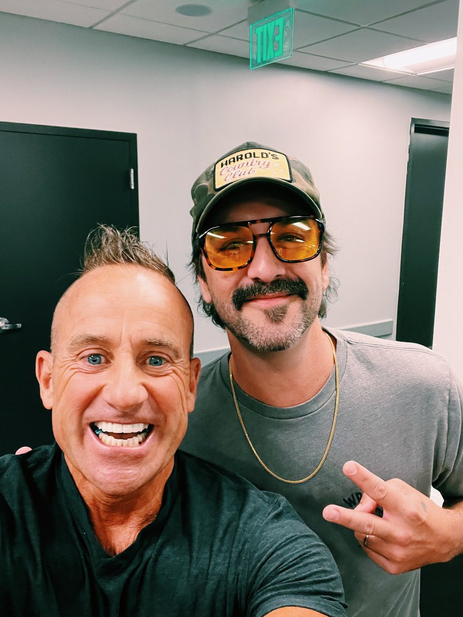 Backstage hangin with the one and only <a href="/rhettwalker/">Rhett Walker</a>. See you tonight, Georgia. 🌐💥🎸