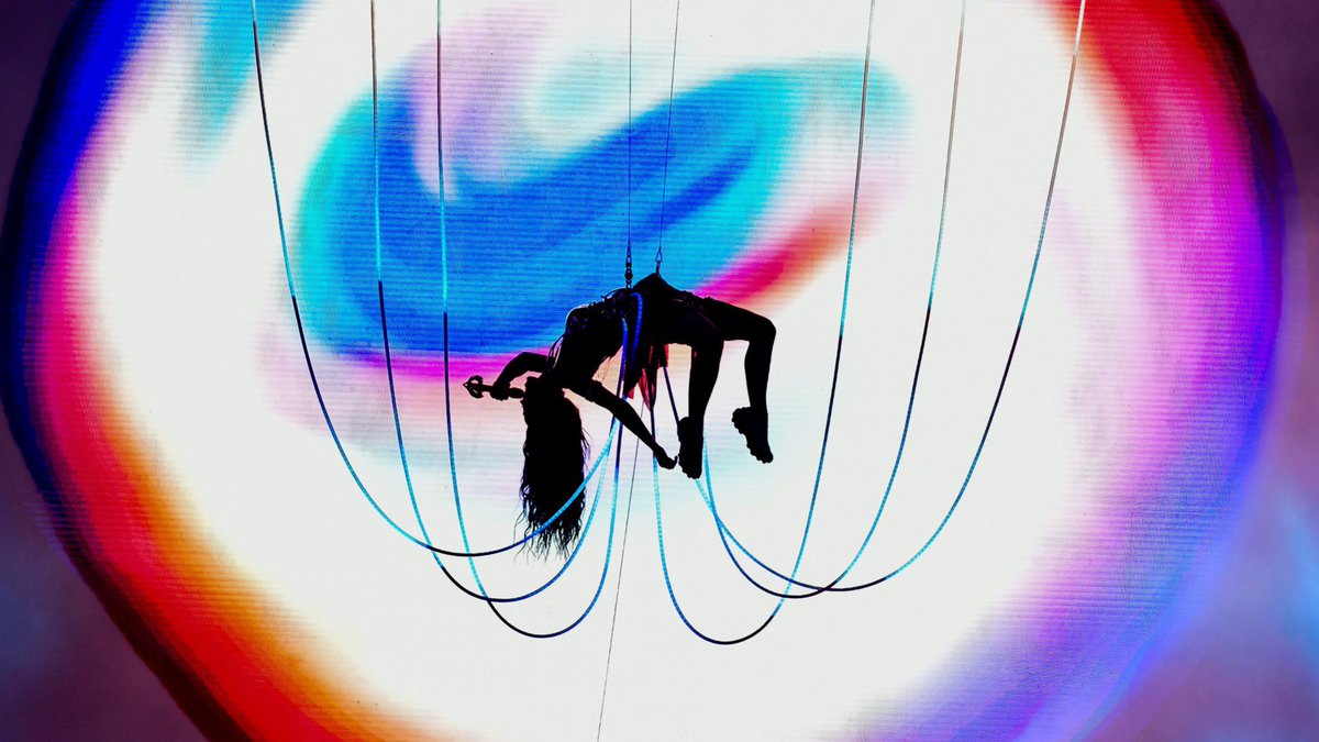 katycheirosa's tweet image. vocês precisam aceitar de uma vez que katy perry é um nome fortíssimo pra copacabana sim. a mulher tem no mínimo 3 horas de repertório e sempre entrega nas performances.