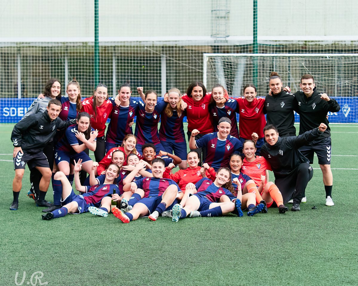 Gorriteandounpo's tweet image. Hoy día grande en #unbe, nuestra SD Eibar C a logrado el ascenso a 3ªRFEF tras ganar 3-0 al Bizkerre B
Gora Eibar!!!!!!
💪💪💙♥️💙♥️💪💪