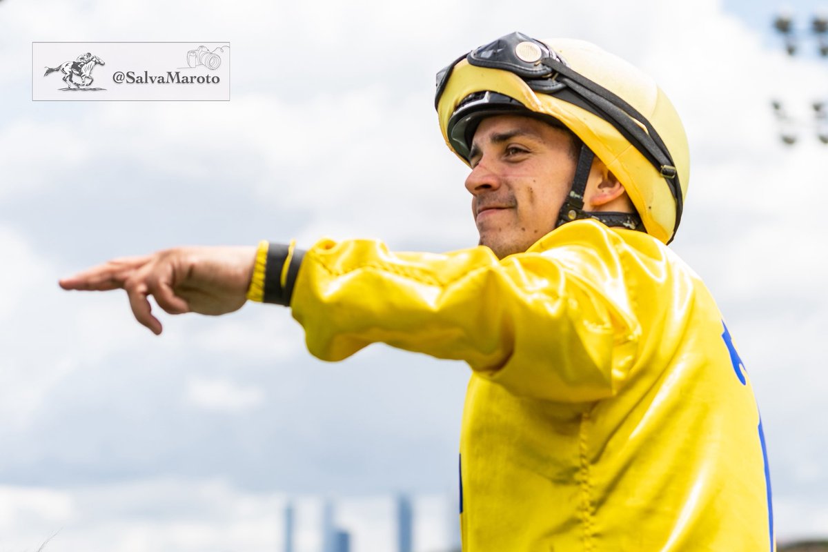 SalvaMaroto3's tweet photo. - Premio Gran Hipódromo de Andalucía -

🐴 Irish Breath ➡️ Make Believe y Whistling 
🏇🏻  @EstupinanBrenys 
. Preparación: @Killoturf 
. Cuadra: Balcon de Telde. https://t.co/1KO42IUfET