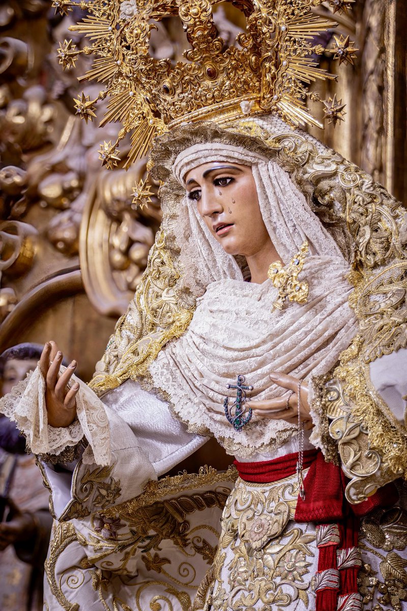 #GALERÍA | Fotografías de Nuestra Señora de la Esperanza en la Pascua de Resurrección.

#EsperanzaDeTriana
#LaMisiónDeLaEsperanza 

📸Manuel Llorente