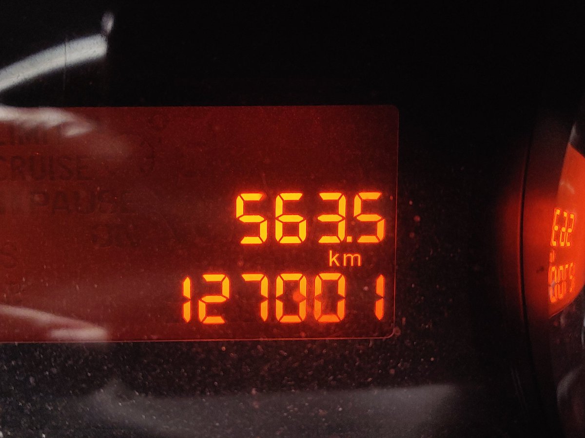 FerrariFM's tweet image. J'arrive chez moi et là je vois quoi ? 127.0.0.1 🤯
C'est pas un truc de dingue ça, @lesjoiesducode ? Je ne vais plus oser la sortir 🤣🤣🤣 #geek #Localhost