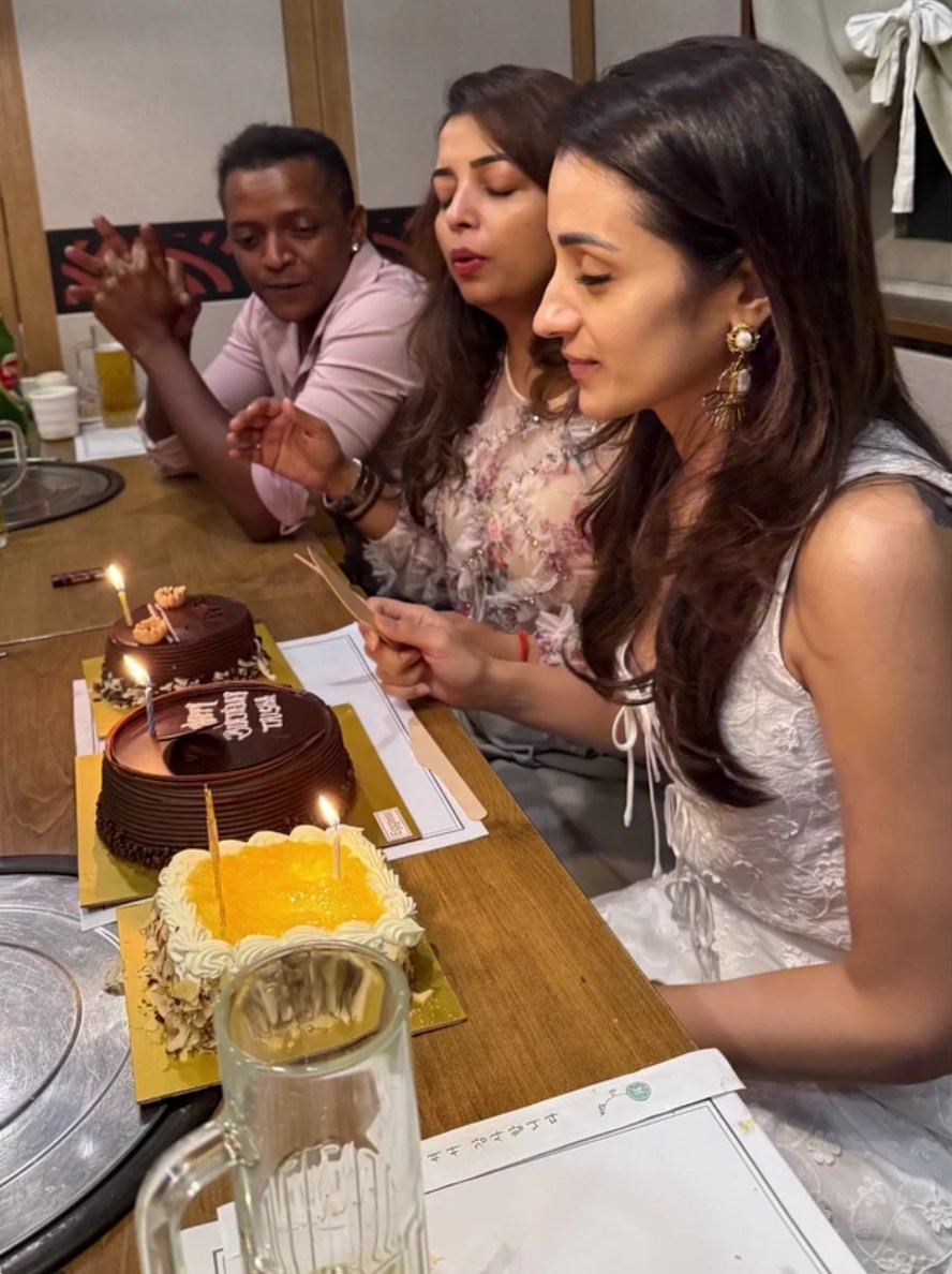 GqICbd6W0AAF3rI?format=jpg&name=medium