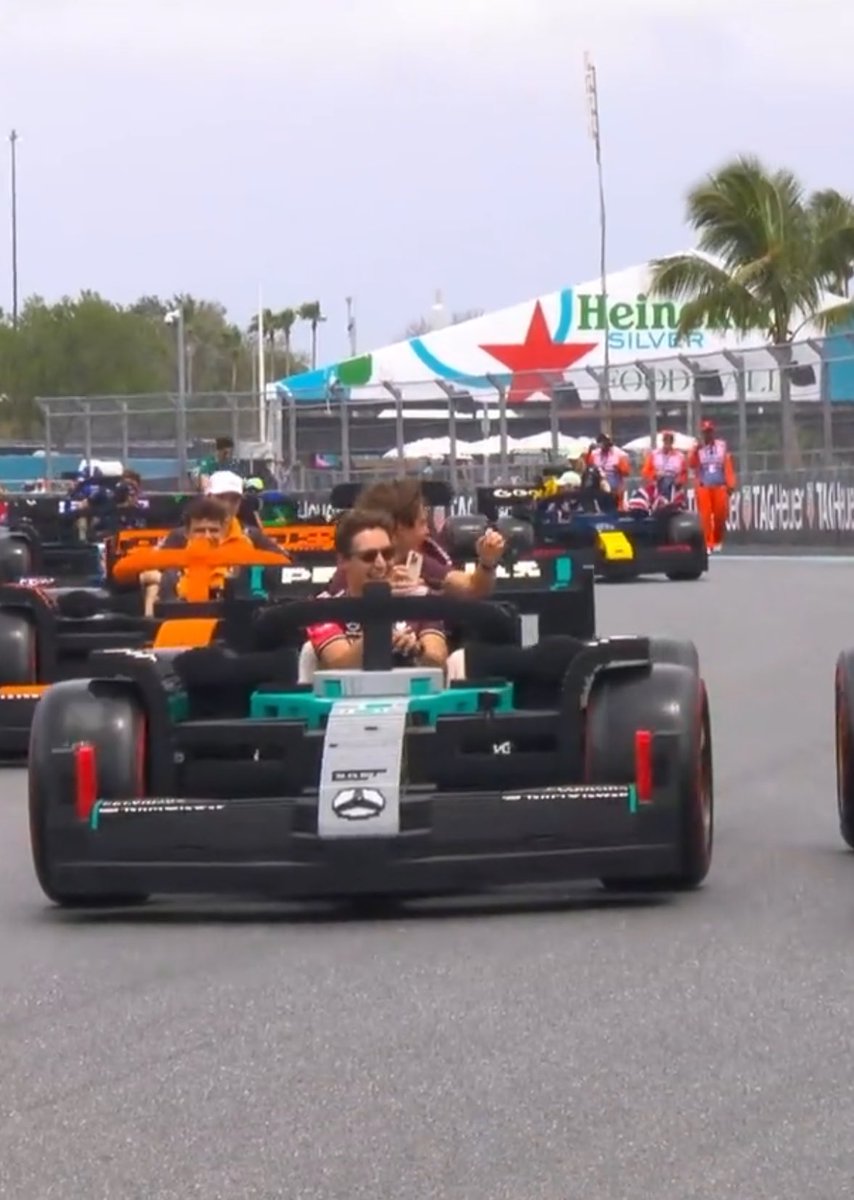 NoniSturge's tweet photo. This is so cool 😎 Love it 🥰 
#LEGO #DriversParade #F1 #MiamiGP 
@LEGO_Group @MercedesAMGF1 https://t.co/ICbTSBs0Dp
