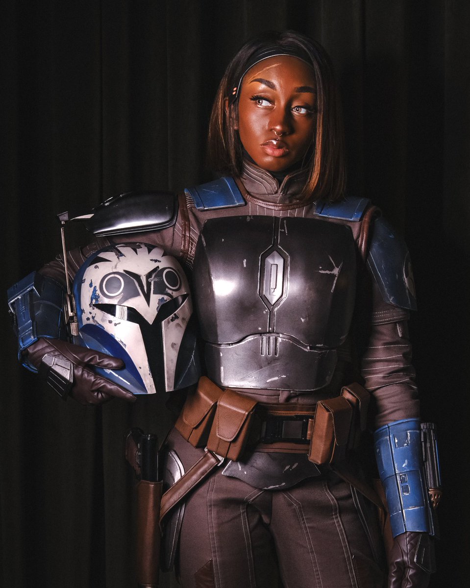 Happy Star Wars Day yall!!

May the 4th be with you ✨️