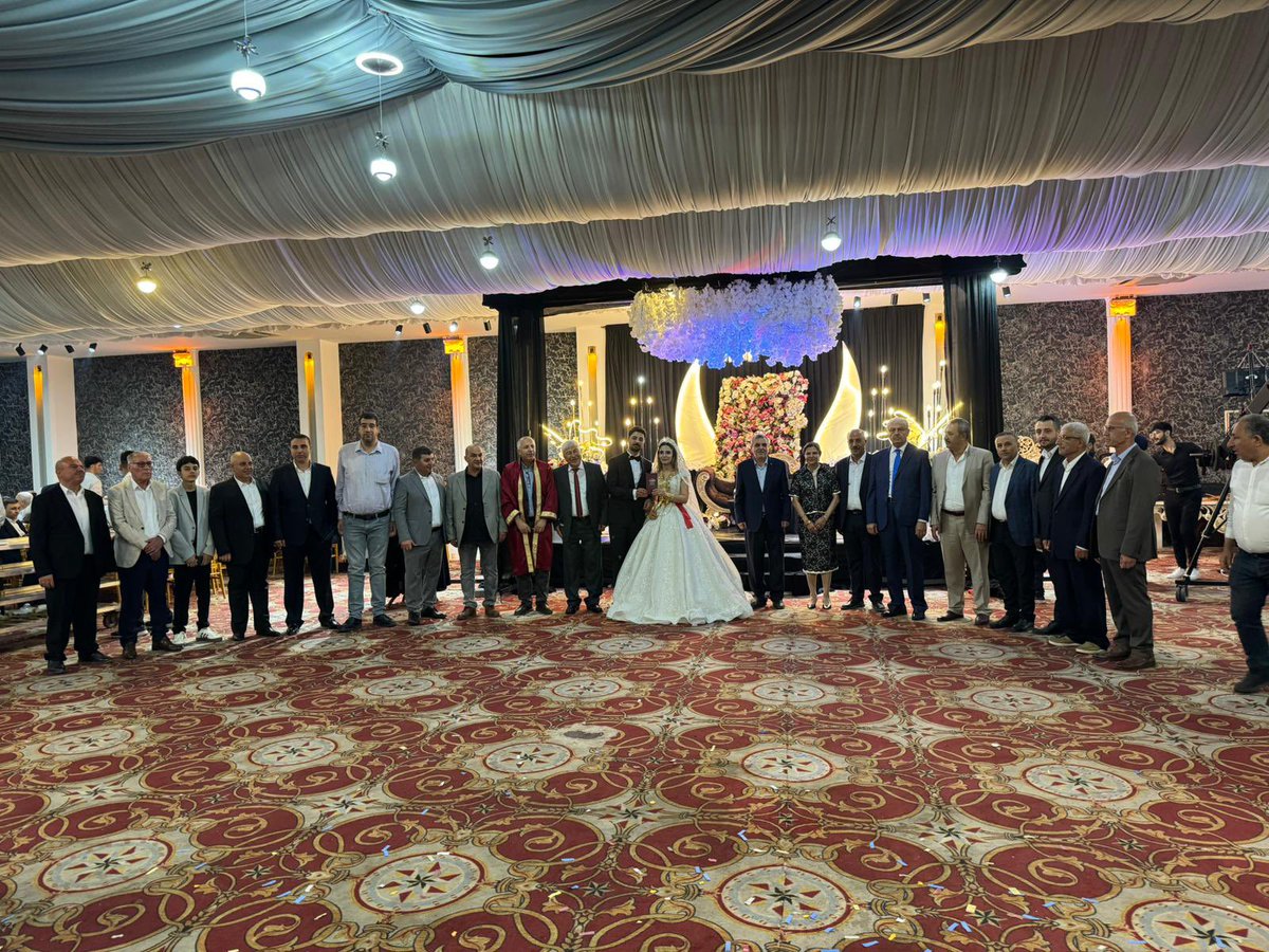 Yıldızsoy ve Yıldırım ailelerinin mutlu günlerine şahit olduk. 

Rabbim genç çiftlerimize iki cihan saadeti nasip etsin.