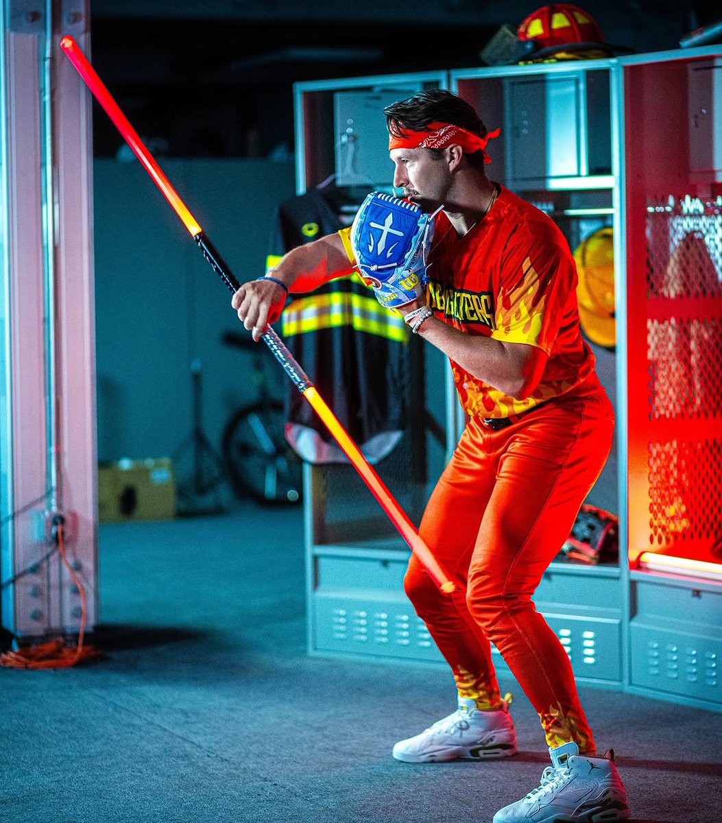 Wilson Baseball & Softball (@wilsonballglove) on Twitter photo Bringing the force to the mound for The Firefighters #MayTheFourth <a href="/BananaBall_/">Banana Ball</a> Bringing the force to the mound for The Firefighters #MayTheFourth <a href="/BananaBall_/">Banana Ball</a>