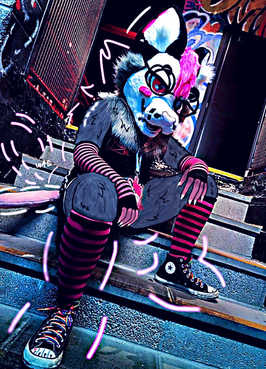 gory_goodboy's tweet photo. 🩷🩵💛💚🔪🩸
📸: @/crypticlizards
Draw over and editing by me :3
#neoncore #neon #streetart #anarcy #arcane #fursuit #idkwhataesthretichtushis #stoned #XD https://t.co/fBEt0xiNOt